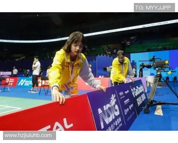 南京羽毛球队在钻石联赛中的拼搏历程与荣耀时刻回顾 南京羽毛球队在钻石联赛中的拼搏历程与荣耀时刻回顾