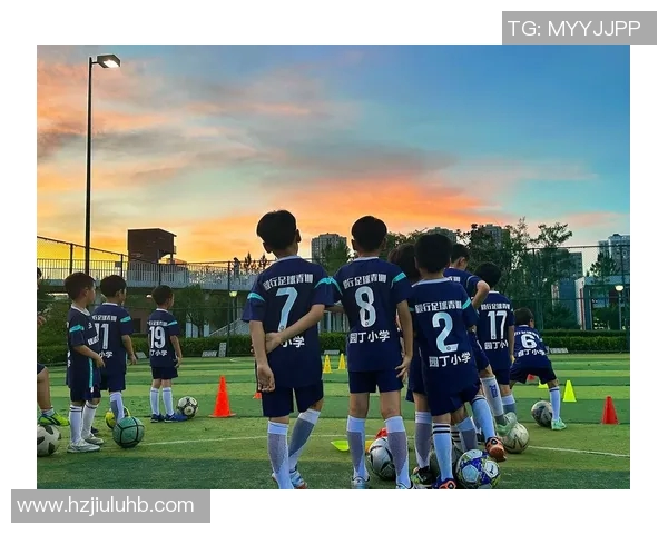 外国少年足球明星的崛起与他们的梦想之路 外国少年足球明星的崛起与他们的梦想之路